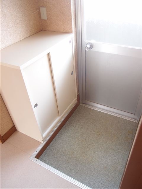 丸井マンション 玄関