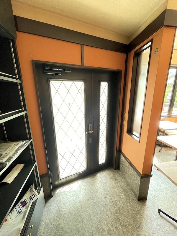 フィットハウスA１ 玄関