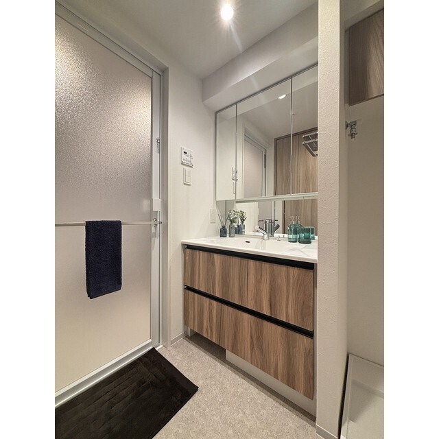 ＭＯＤＩＥＲ　ＧＩＮＺＡ　ＥＡＳＴ その他2