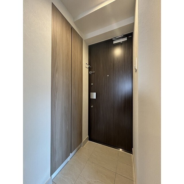 ＭＯＤＩＥＲ　ＧＩＮＺＡ　ＥＡＳＴ 玄関