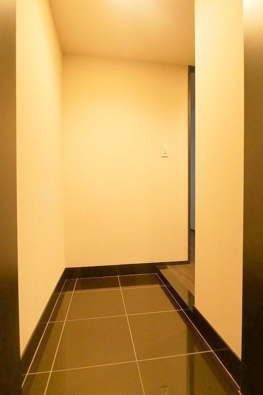 オーパスレジデンス日本橋イースト 玄関