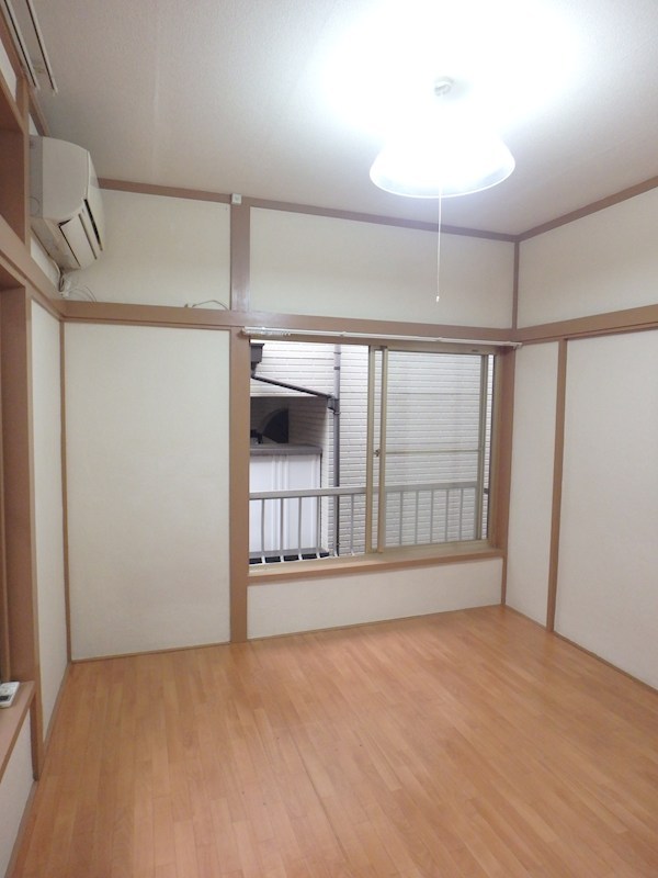 リリィテラス リビング