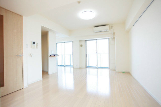 プラウドフラット隅田リバーサイド  リビング