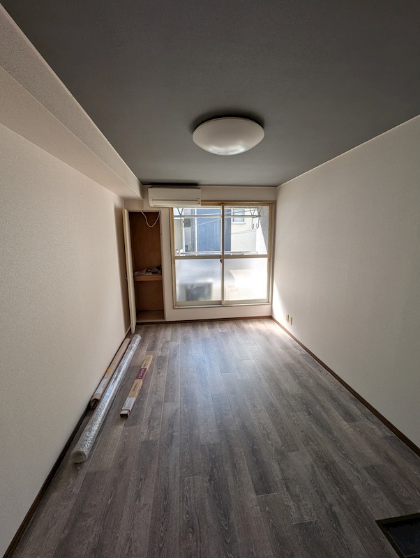 メゾン三輪 ベッドルーム