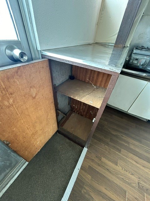 天王マンション 玄関