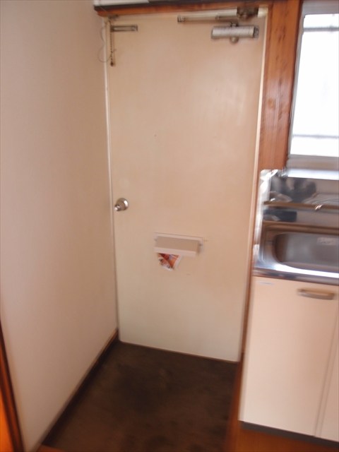 第２峯崎ハイツ 玄関