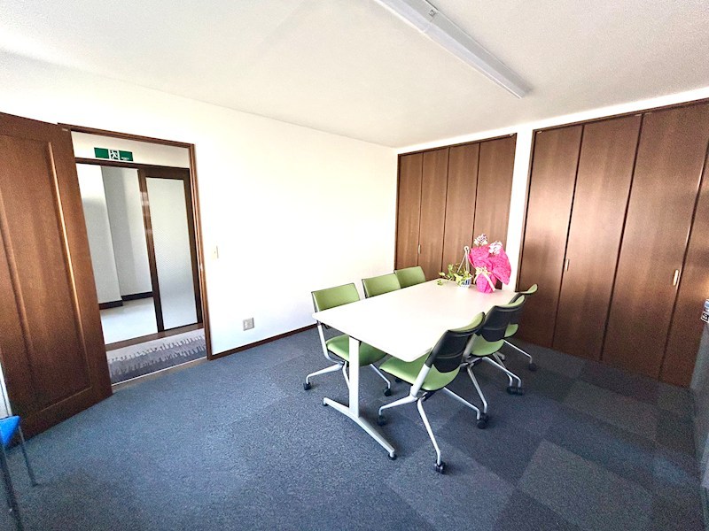 晴見ビル リビング