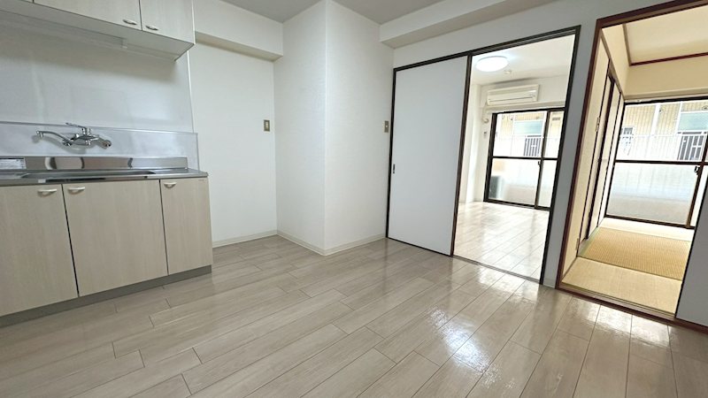 新海マンション リビング