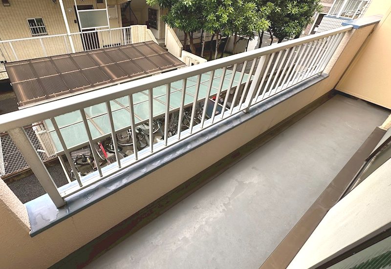 新海マンション ベランダ