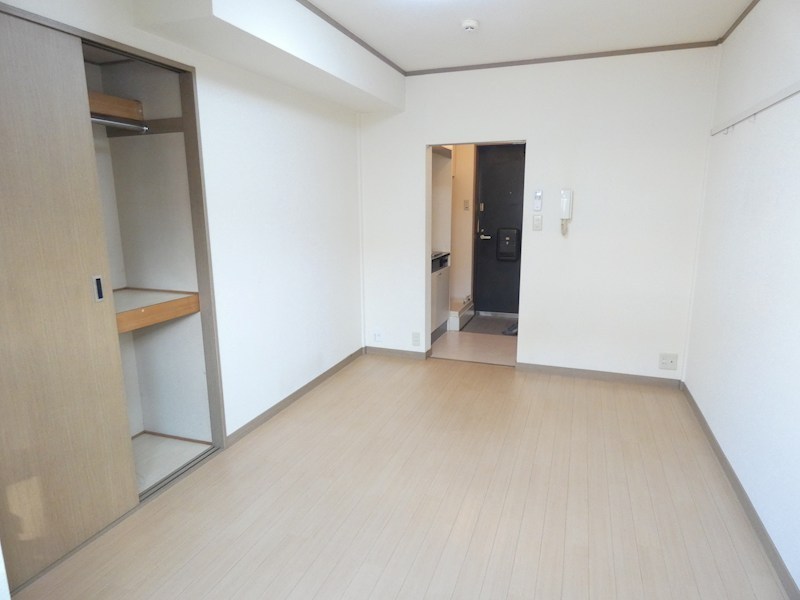 メゾンドプランタン ベッドルーム