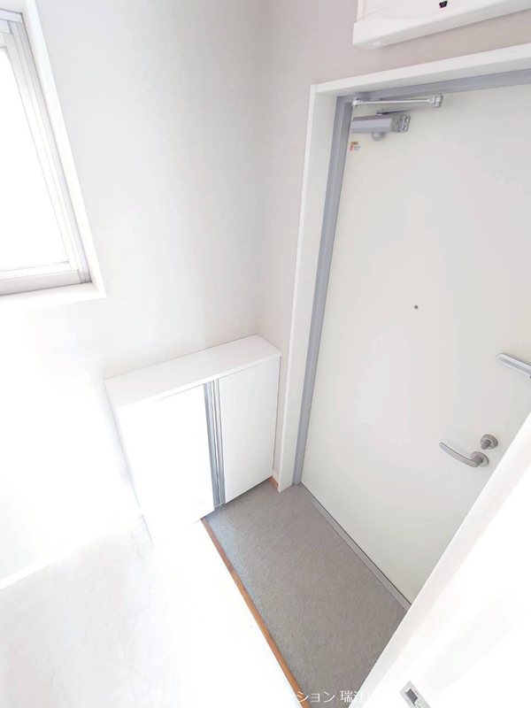 鈴木アパート 玄関