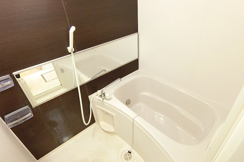 メゾン・ドゥ・ソレイユ 風呂画像