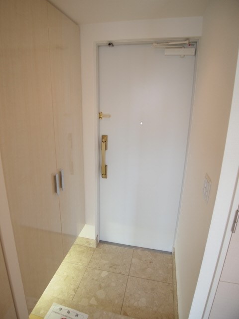 エクセレンシア駒込   玄関