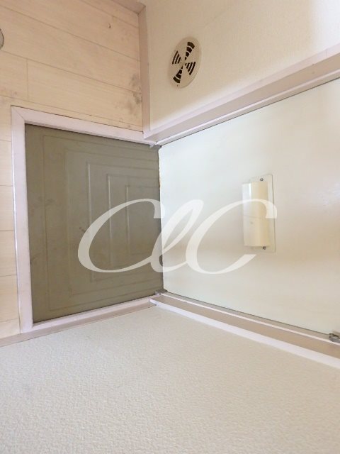 ヴェルデ・コウリン 玄関