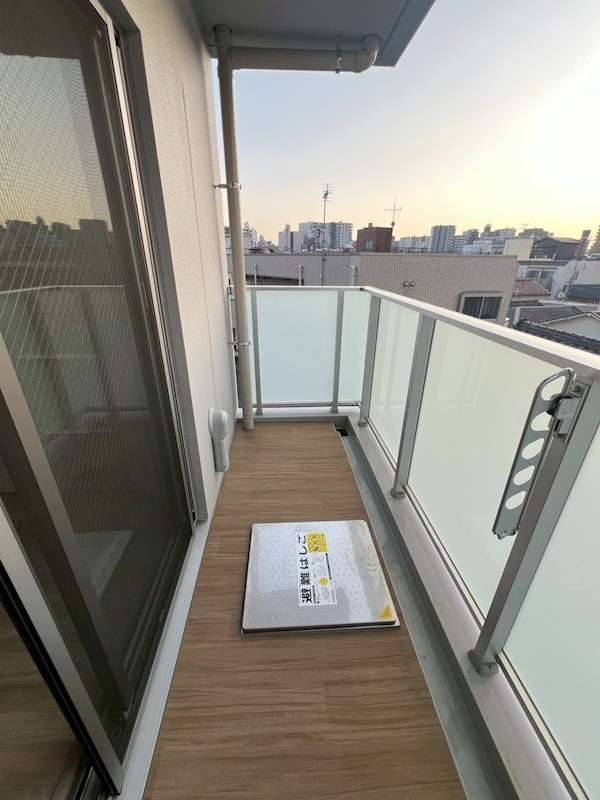レアライズ町屋 ベランダ