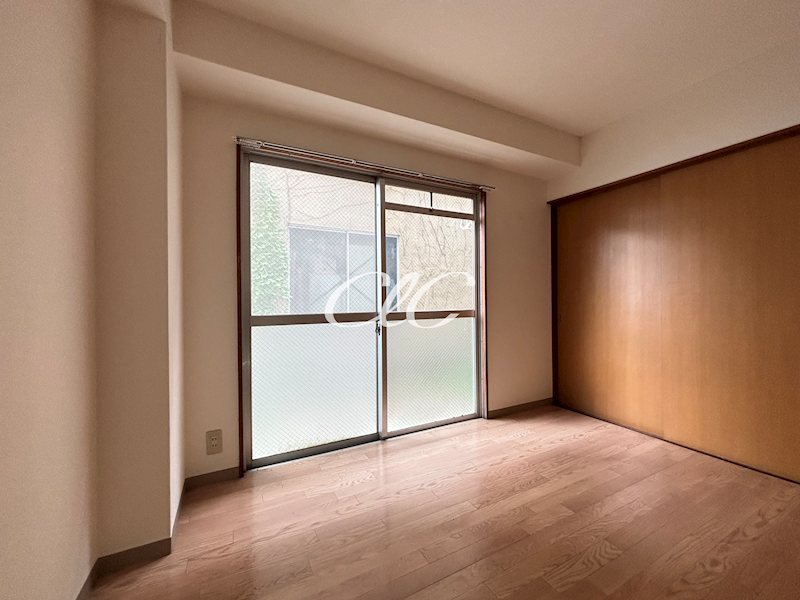 池田ビル ベッドルーム