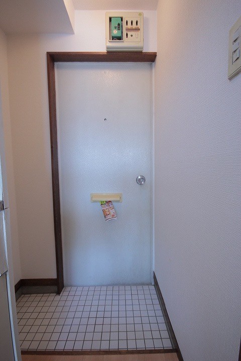 サンパレス行徳 玄関