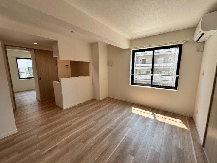 エルファーロ日暮里 リビング