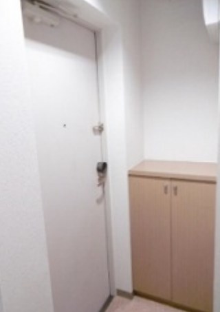 メゾンドロゼ  玄関