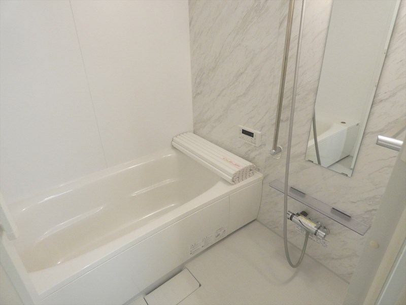 ラピスラズリ 風呂画像