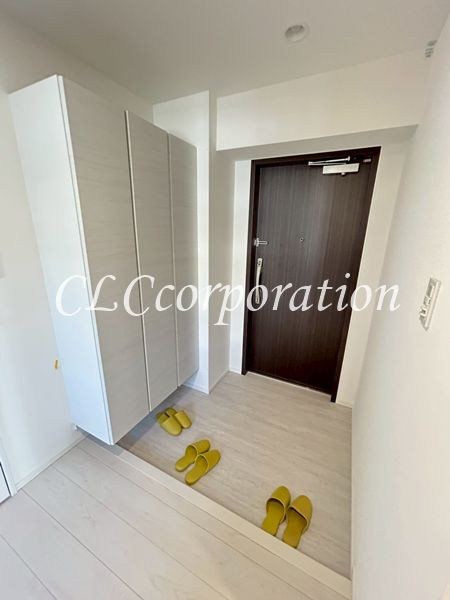 関寅ビル第10 玄関