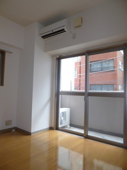 メゾンドロゼ  ベッドルーム