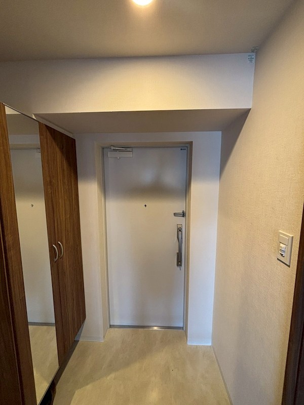 スカイグランデ千住 玄関