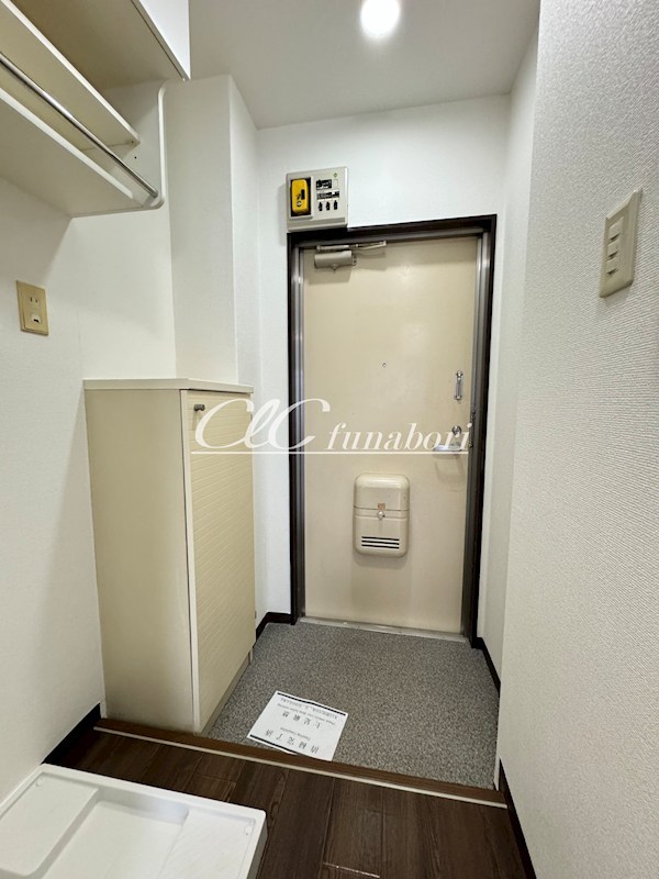 レジデンスＧＥＮＳＥＩ 玄関