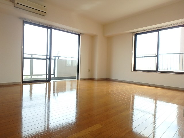 ルアンベル上庭 リビング