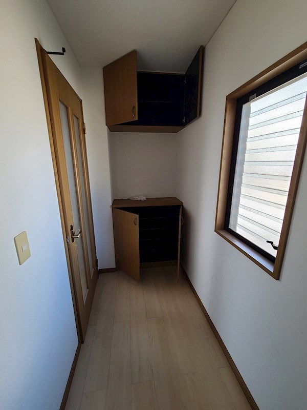 ロイヤルサンハイツ   玄関