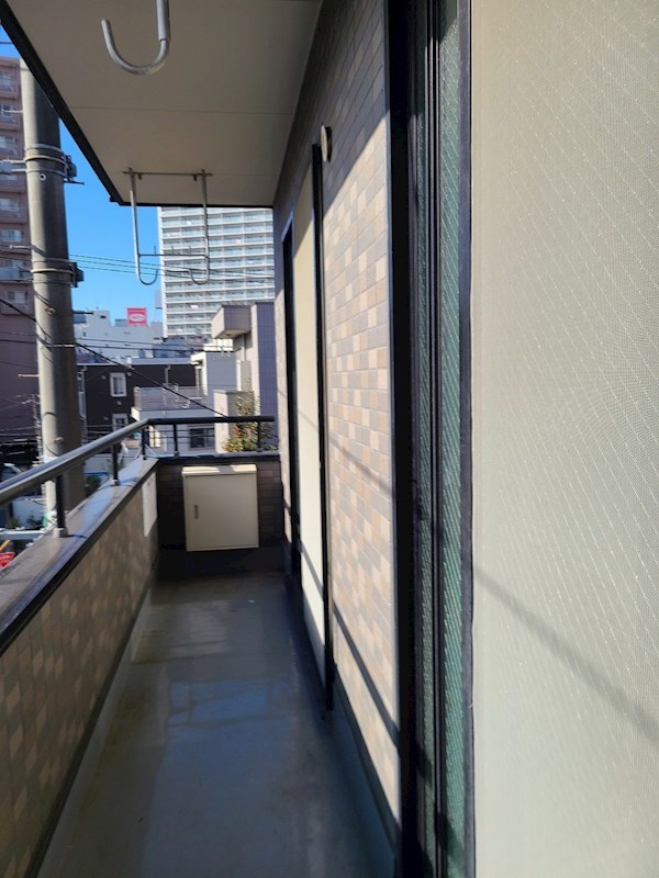 ロイヤルサンハイツ   ベランダ