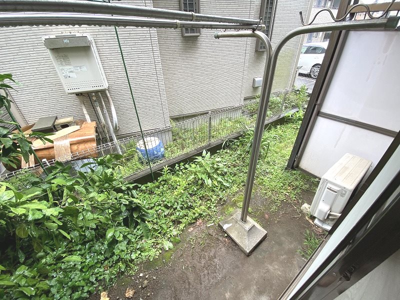 ハイツ庭 ベランダ