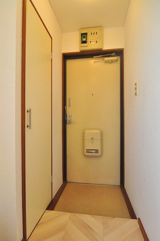 メゾングリシン 玄関