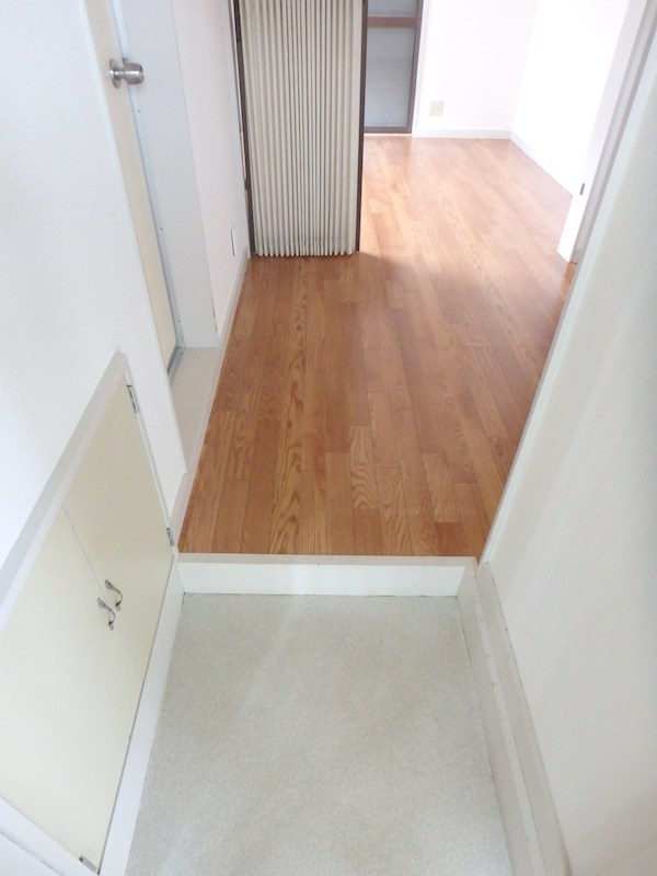 福栄ハイム 玄関