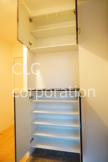 シャルマングーテ その他11