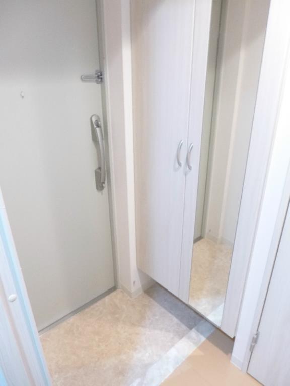 エリートタウン日本橋 玄関