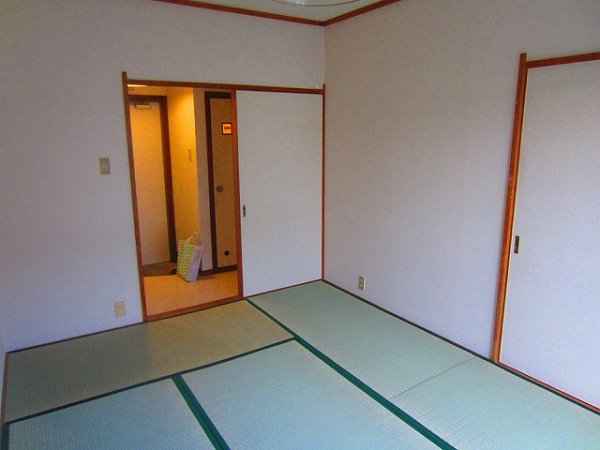 メゾンジュネス ベッドルーム