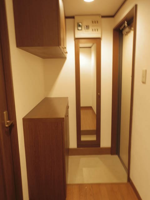 リバーコート 玄関