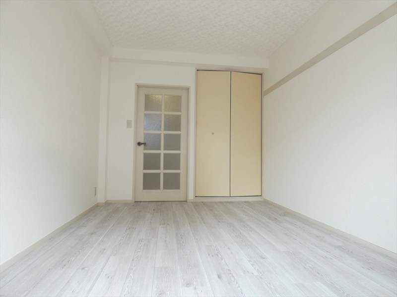 ツバイ ベッドルーム