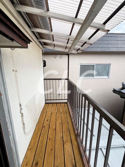 ウォームモダンリノベ古民家 ベランダ