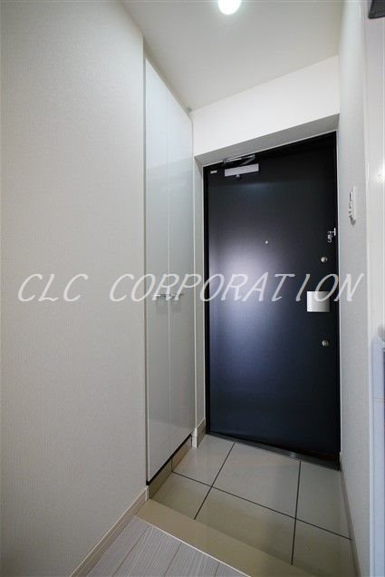 プレセダンヒルズ北千住  玄関