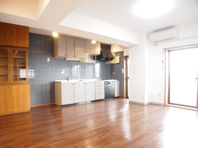 インペリアルハイツ リビング