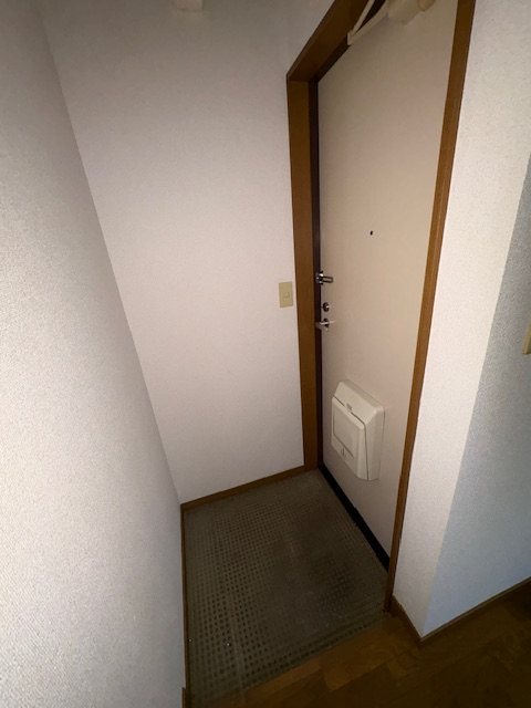 コーポシンポ 玄関