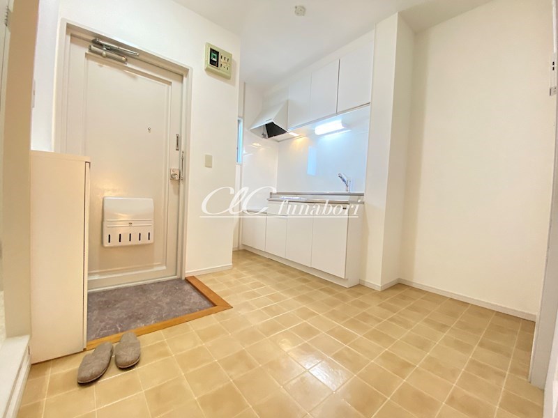 ロイヤルハイツ松江 リビング