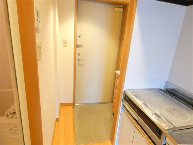 メゾンアカギ 玄関