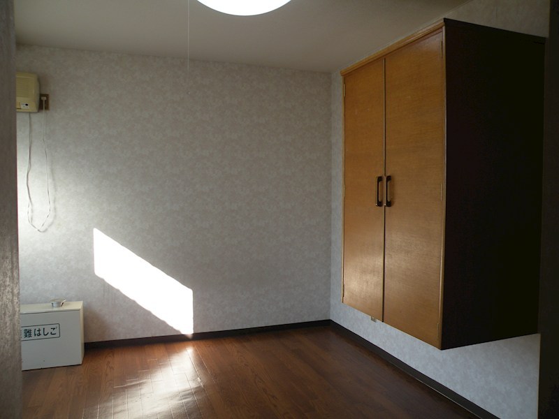 フェスティナレンテＳＡＴＯ リビング