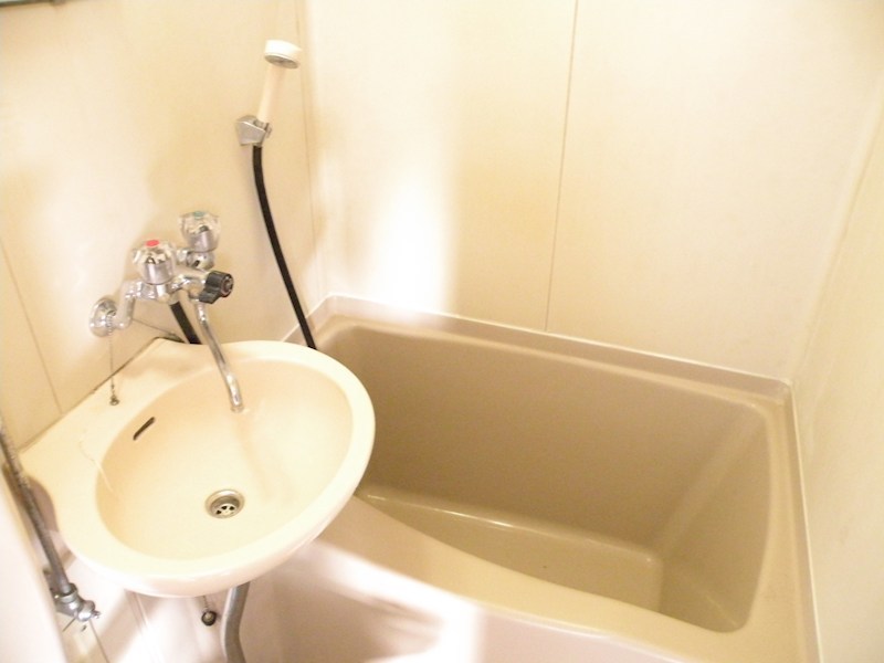 フェスティナレンテＳＡＴＯ 風呂画像