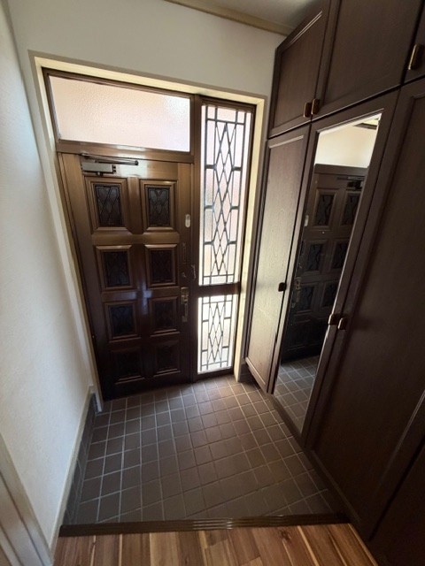 南小岩戸建 玄関