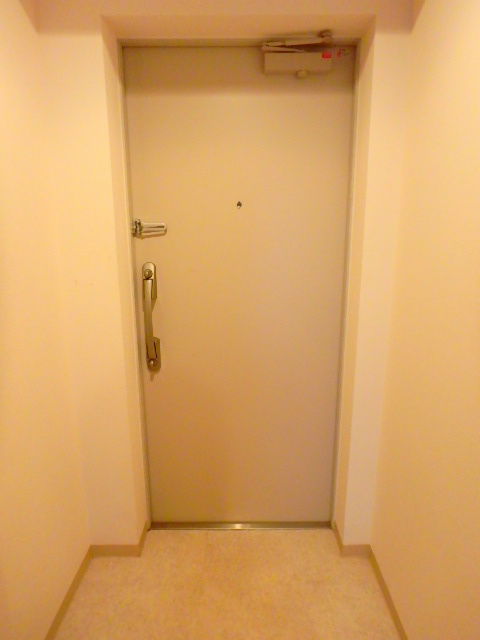 アルコバレーノ 玄関