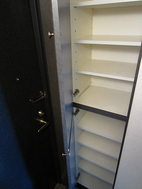 日暮里サニーコート 玄関